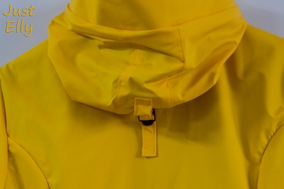 Raincoat yellow 04